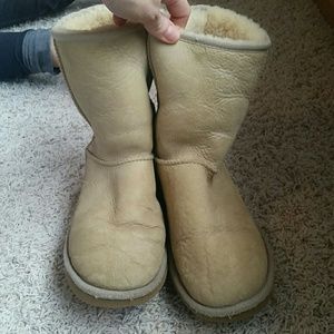 Ugg Classic Short Boots size W8