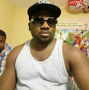 Meet your Posher, Akeem