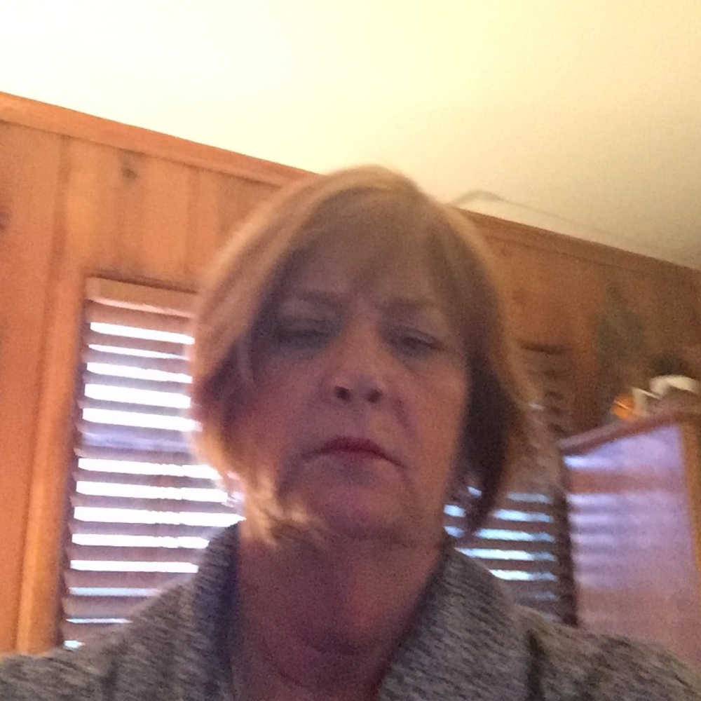 Meet your Posher, Cynthia