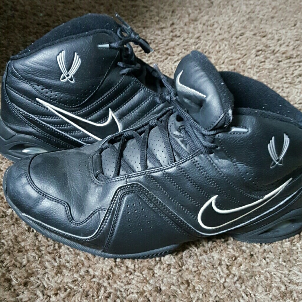Nike Air Basktball Shoes