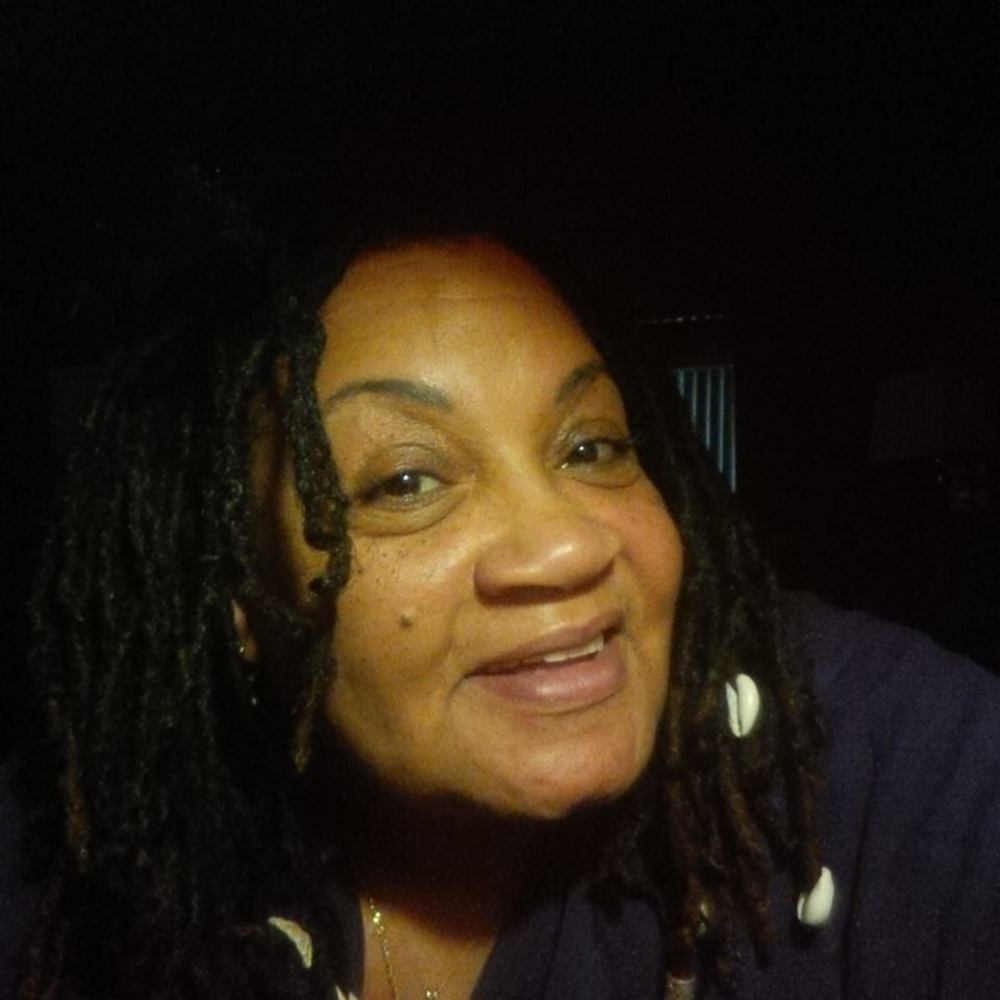 Meet your Posher, Tonya
