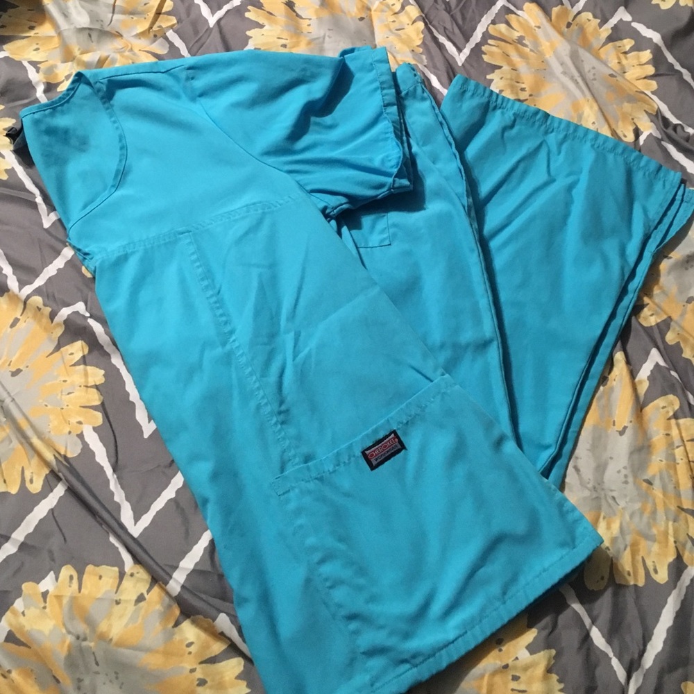 Cherokee scrub set