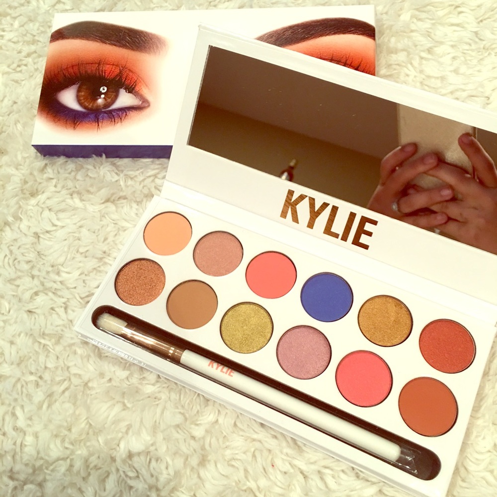 Kylie Cosmetics The Royal Peach palette