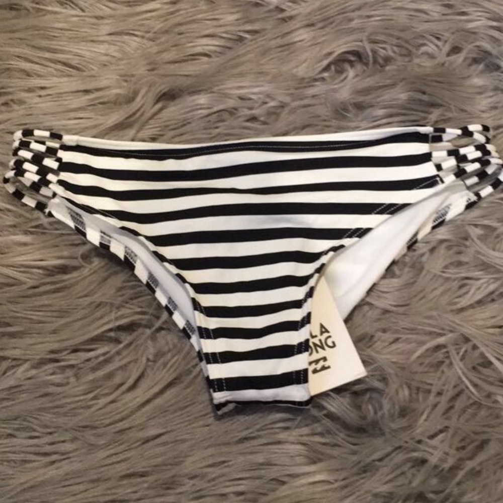 Billiabong cheeky bikini bottoms