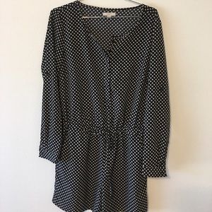 Loft black-and-white romper with a clover design