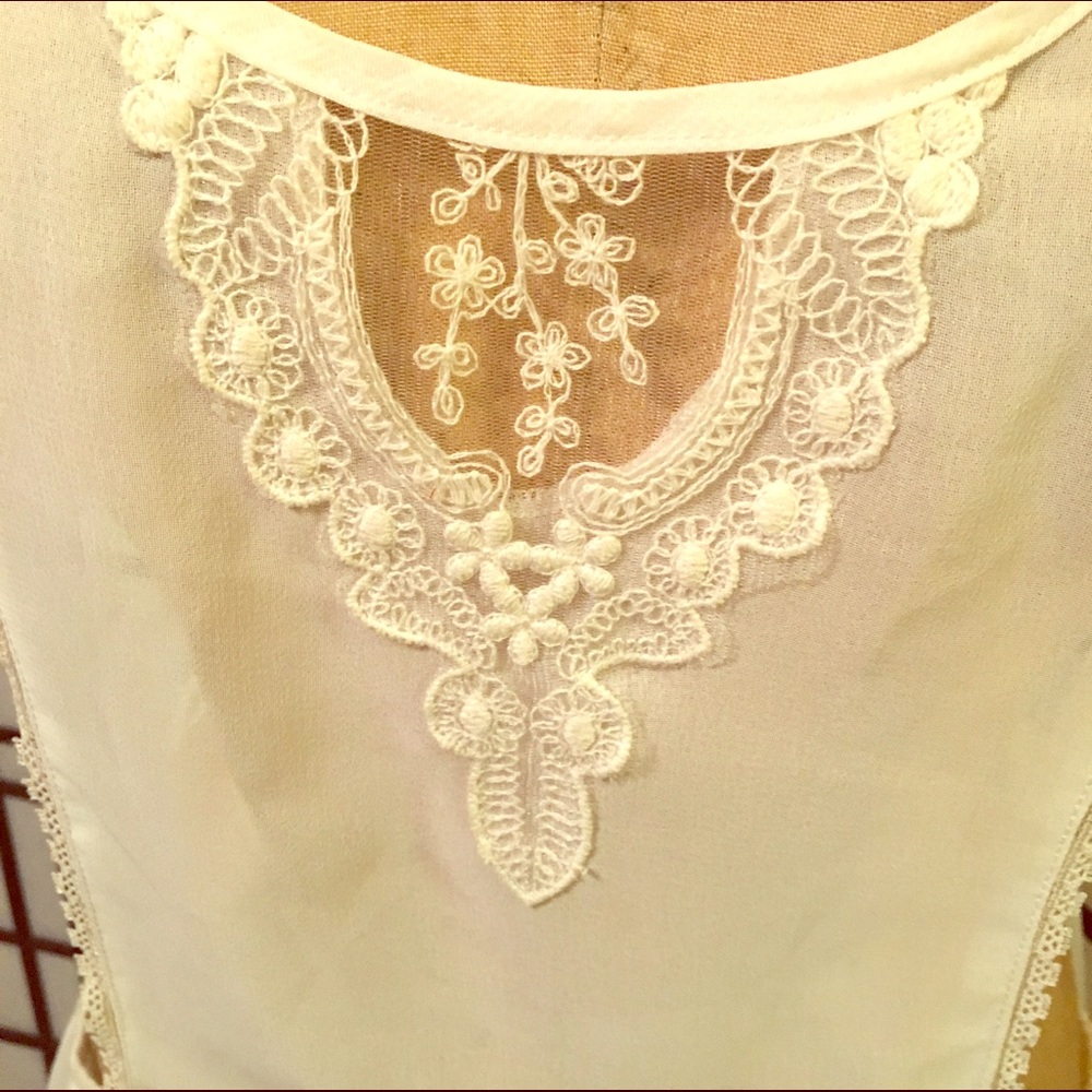 Cute pinafore thing!