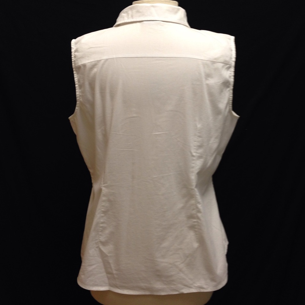 Worthington Ruffle Collared Sleeveless Top - Picture 2 of 4