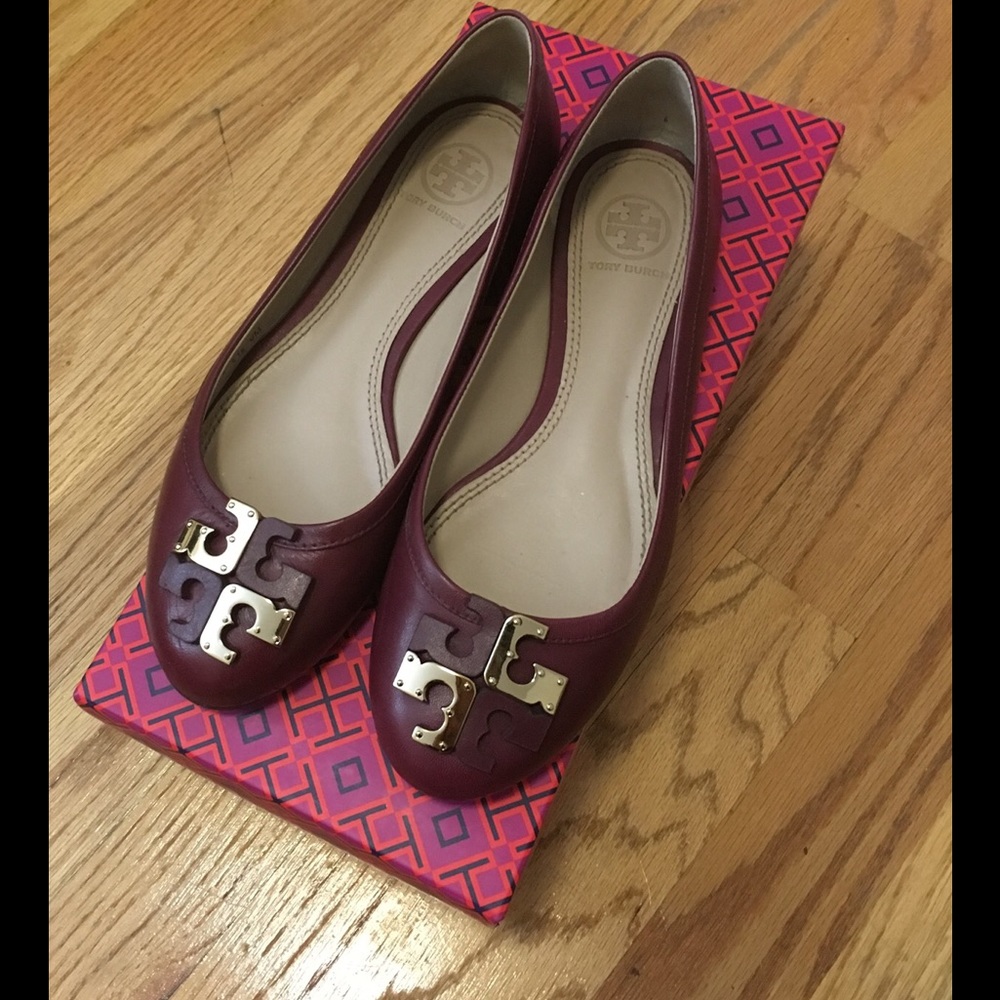 LIKE NEW! Tory Burch Lowell flats Cabernet leather