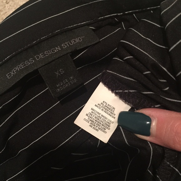 Express Button Down - Picture 4 of 4