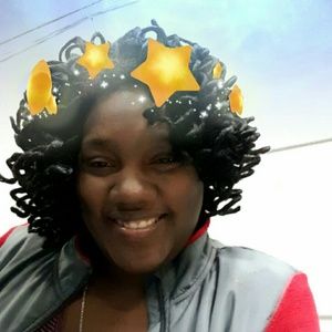 Meet your Posher, Larnesha