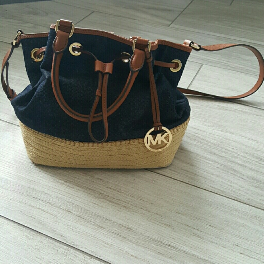 Michael kors large crossbody