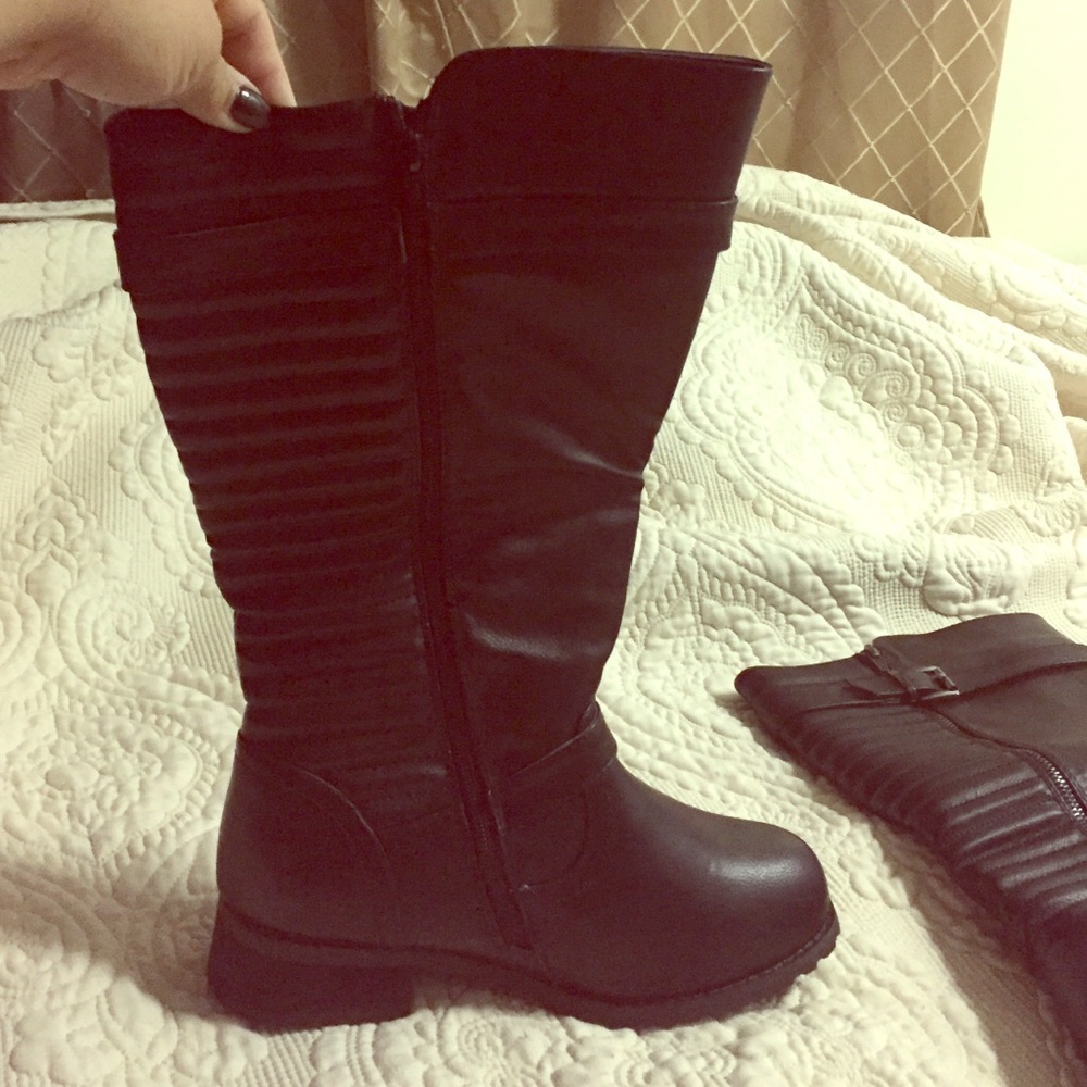 Black tall boots