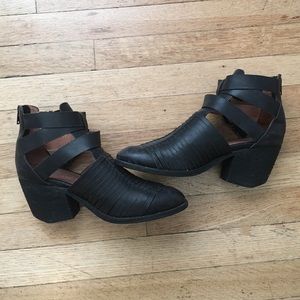 Jeffrey Campbell Stillwell Fisherman Ankle Boot