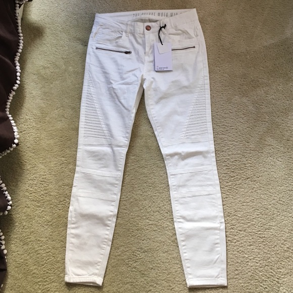 white jeans - Picture 1 of 2