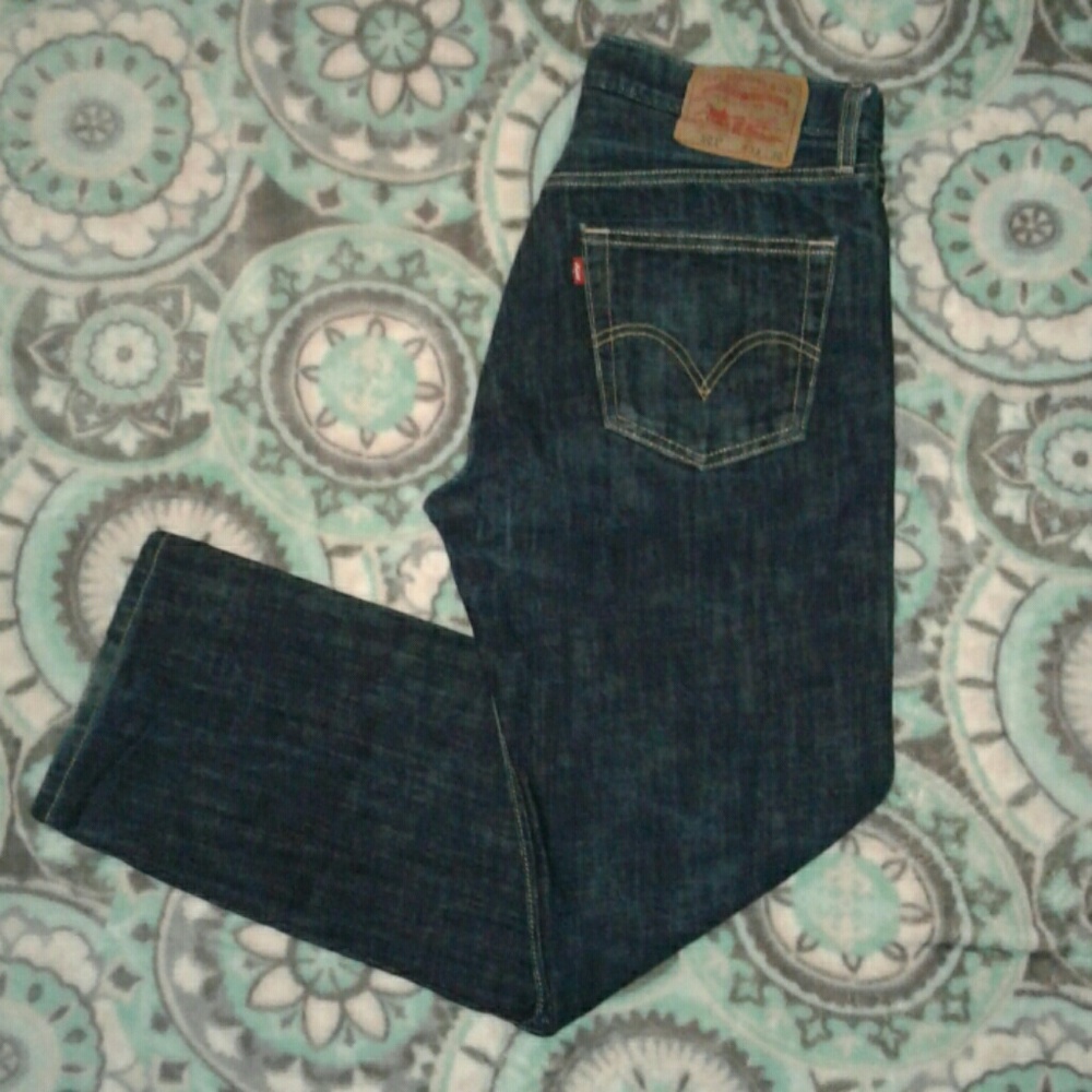 Men's levi jeans