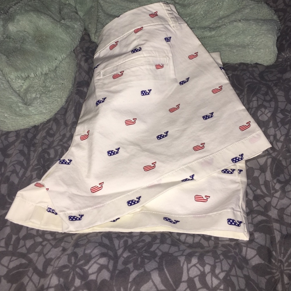 Vineyard vines shorts