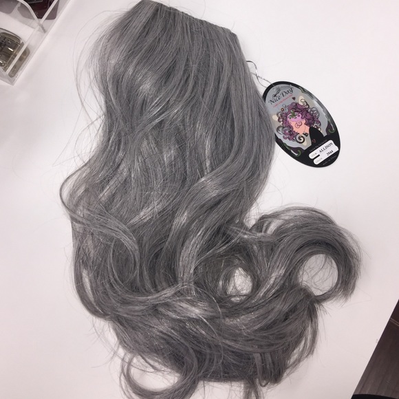 Gray Full Clip In Hair Extension main image 4