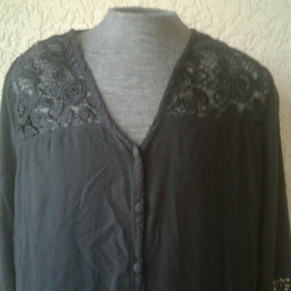 Solitaire Black Blouse 1X