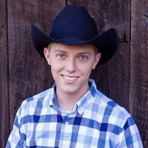 Meet your Posher, Dawson