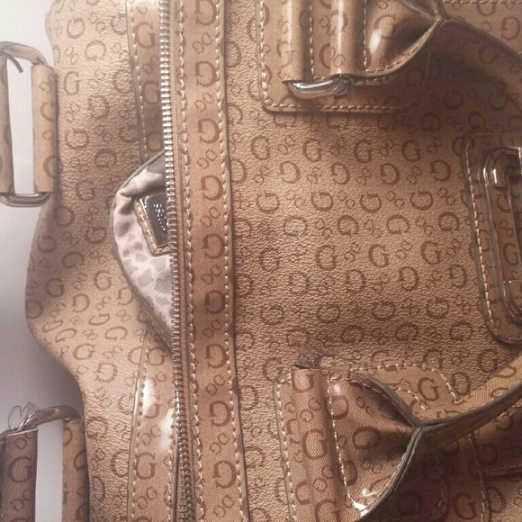 Guess - Picture 1 of 1