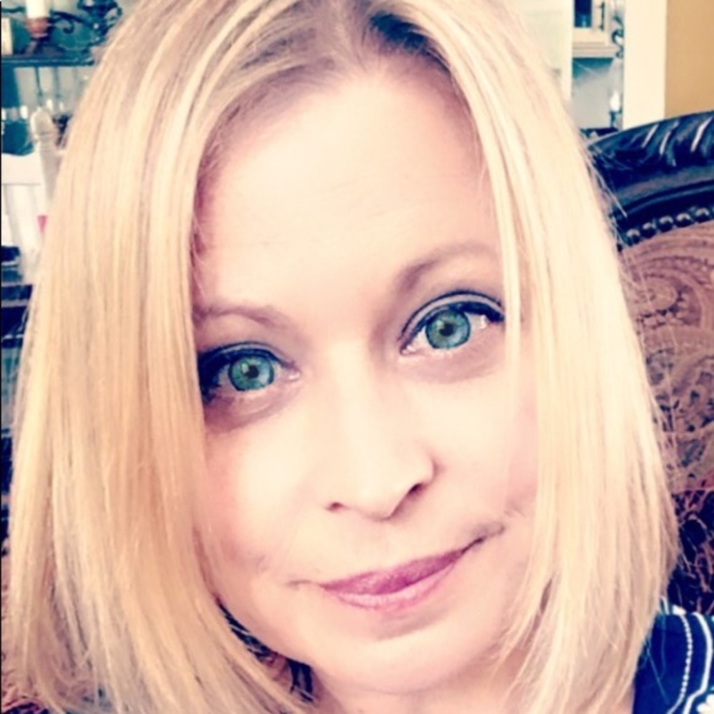 Meet your Posher, Carol