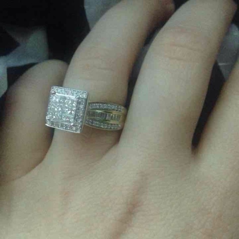 Dimond ring - Picture 2 of 6