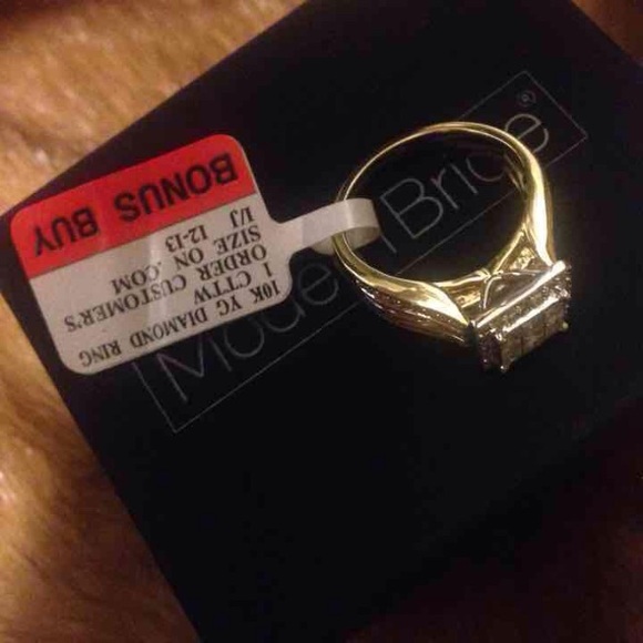 Dimond ring - Picture 3 of 6