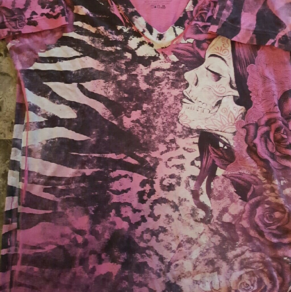 Archair by affliction shirt