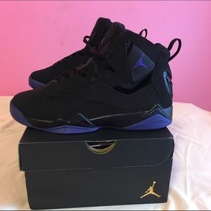 Jordan 7 flights