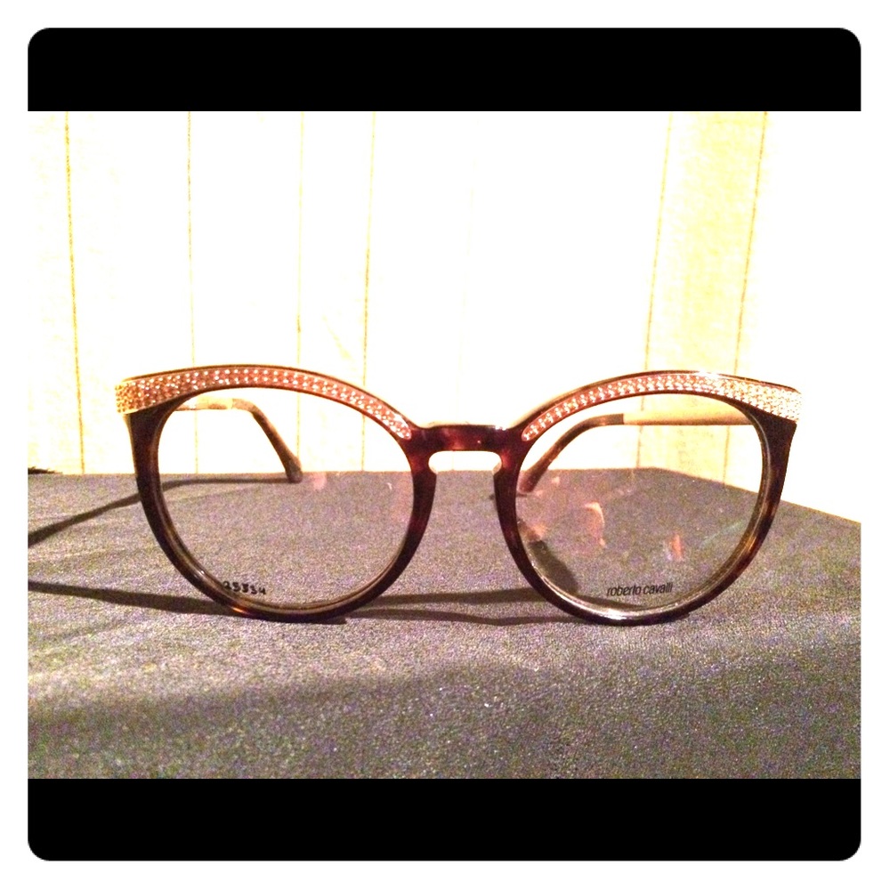 Designer eyeglasses