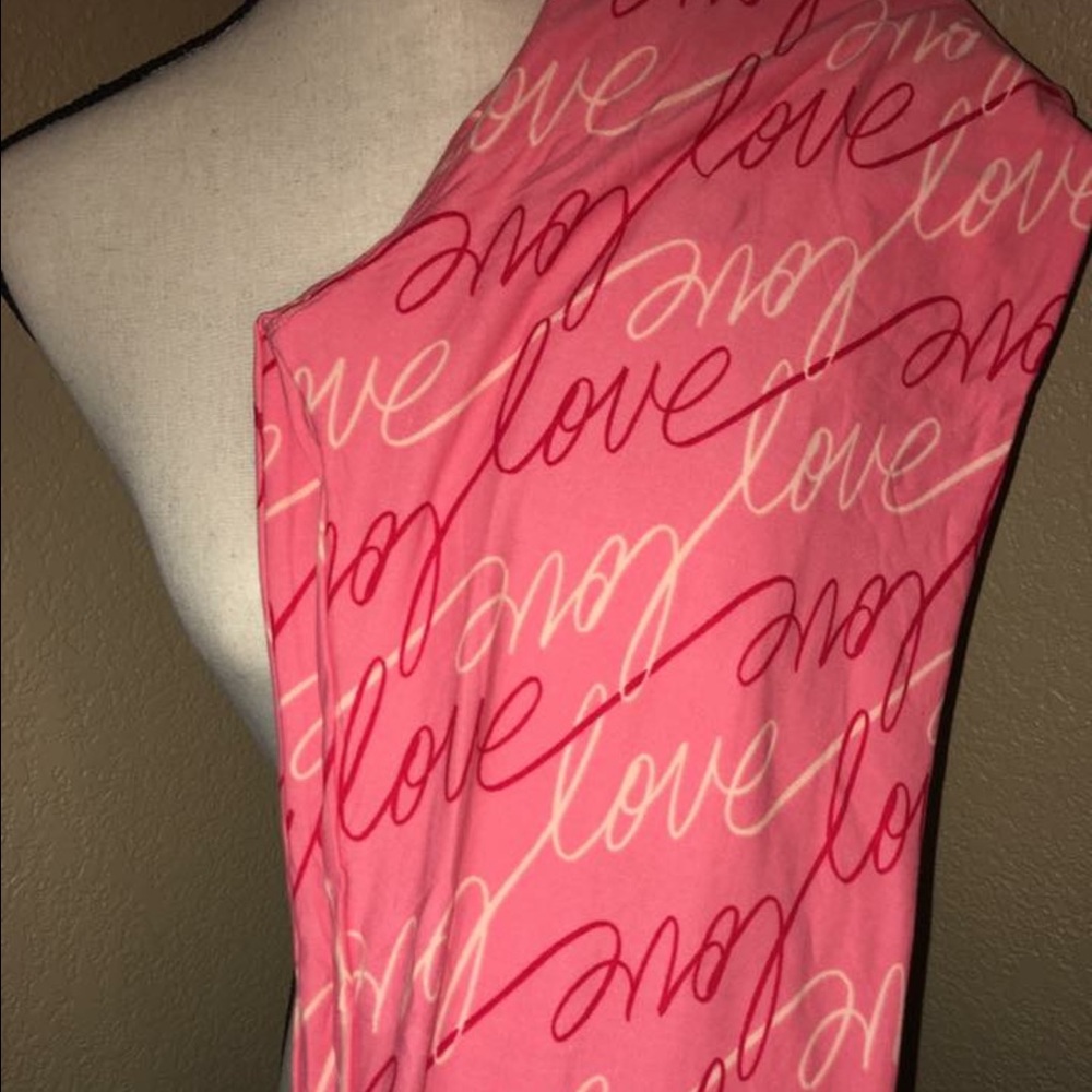 Valentine lularoe