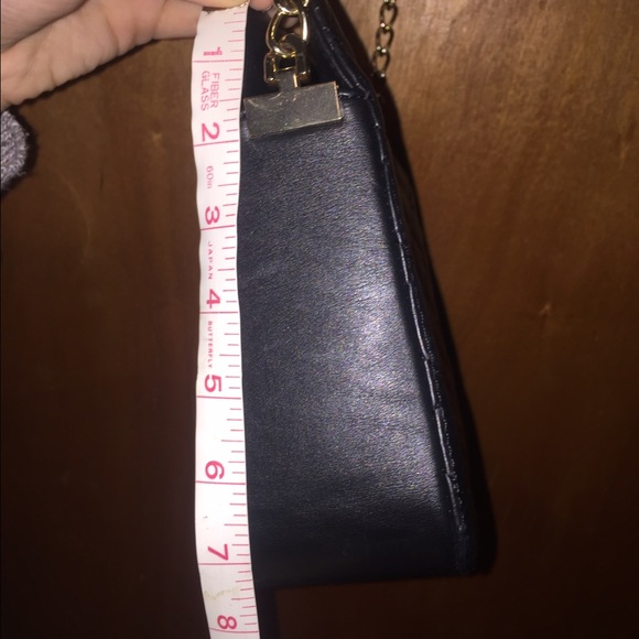 Purse - Picture 2 of 3