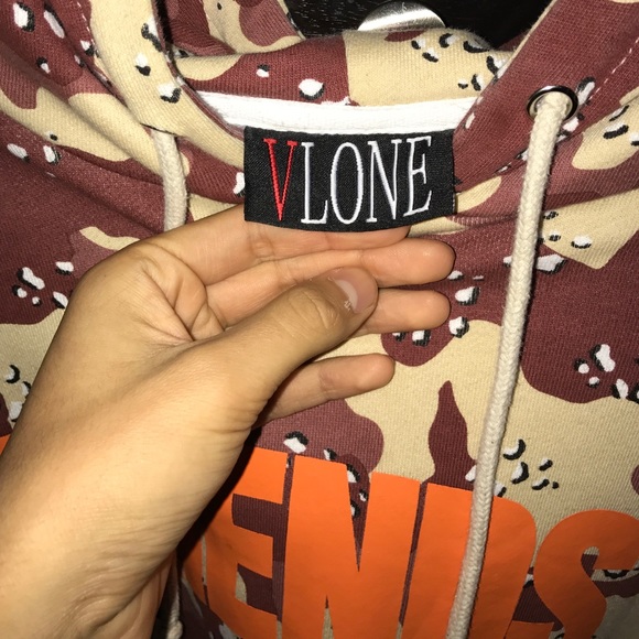 VLONE FRIENDS CAMO HOODIE - Picture 2 of 3