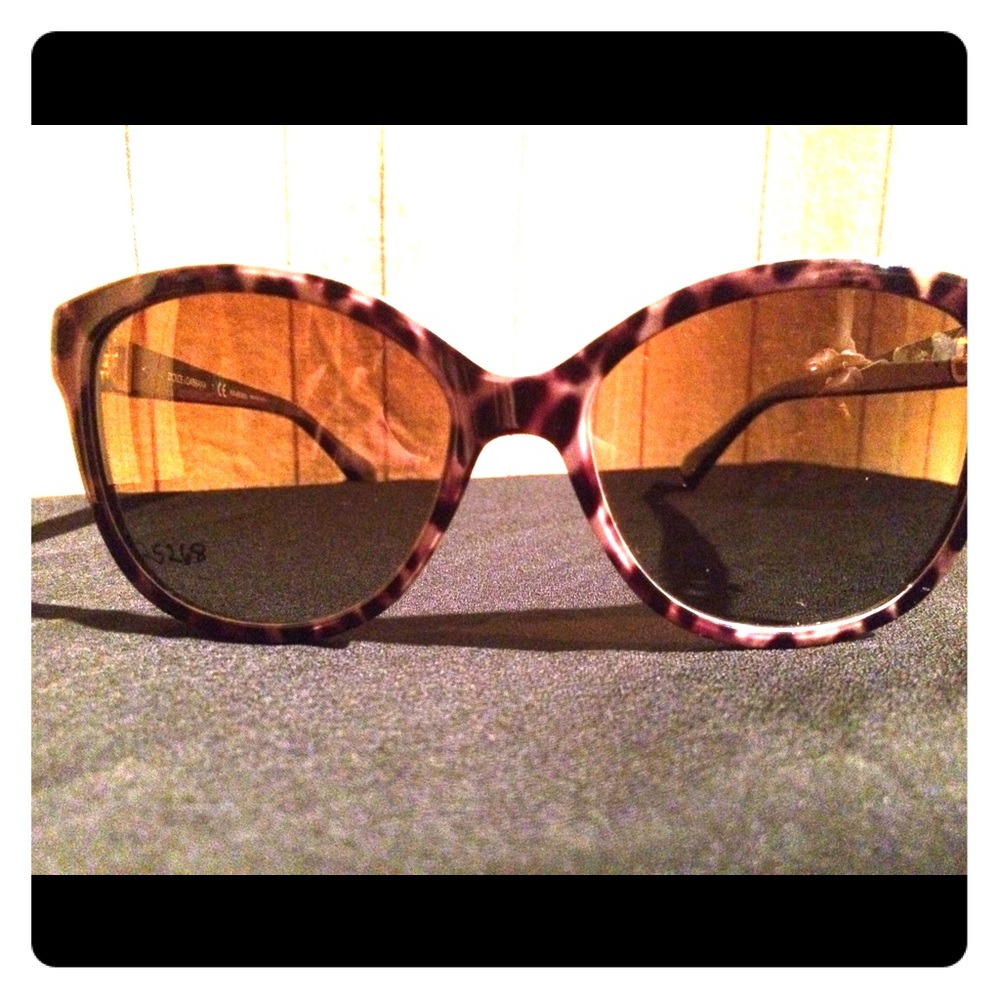 Designer eyeglasses