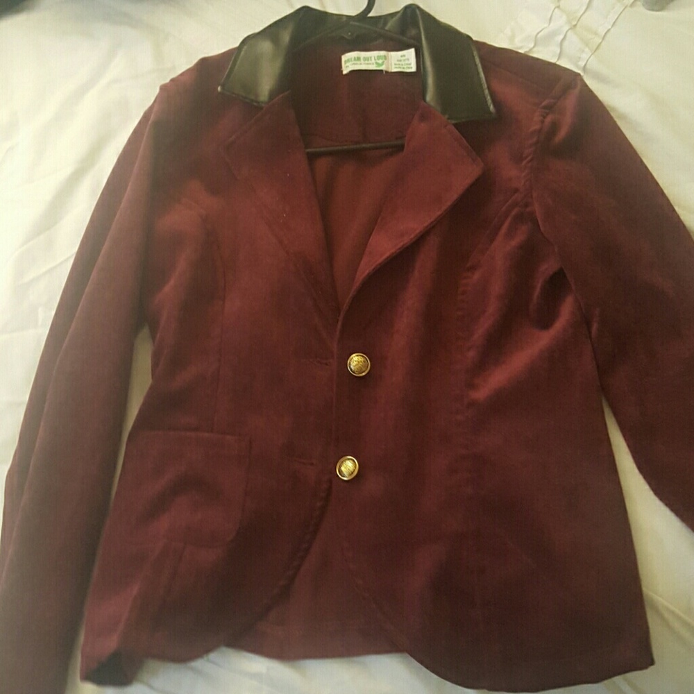 Dream out loud(selena gomez) red blazer