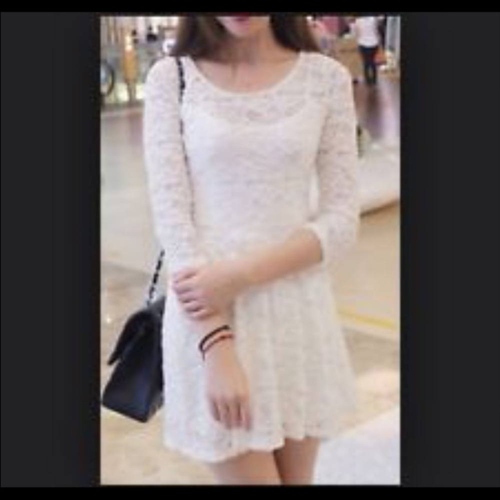 White lace dress from Abercrombie&Fitch