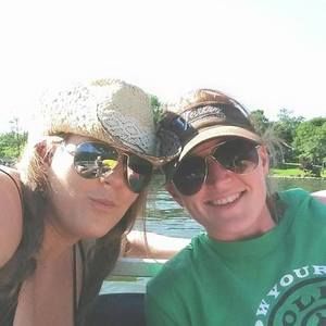 Meet your Posher, Carla