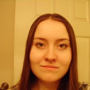 Meet your Posher, Alisa