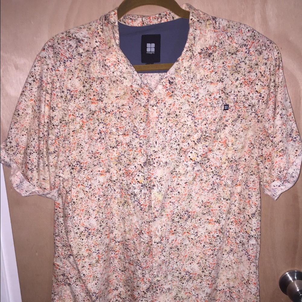 INSIGHT button up