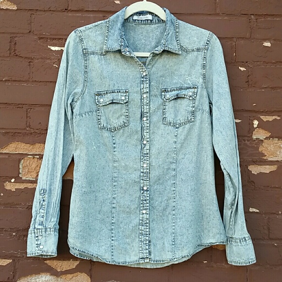 DizzyLizzy  Tops - DizzyLizzy Button down