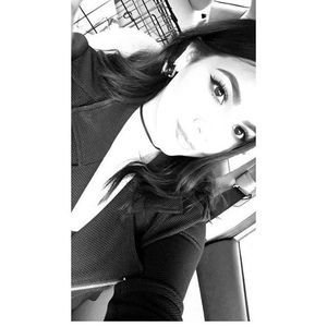 Meet your Posher, Alexia