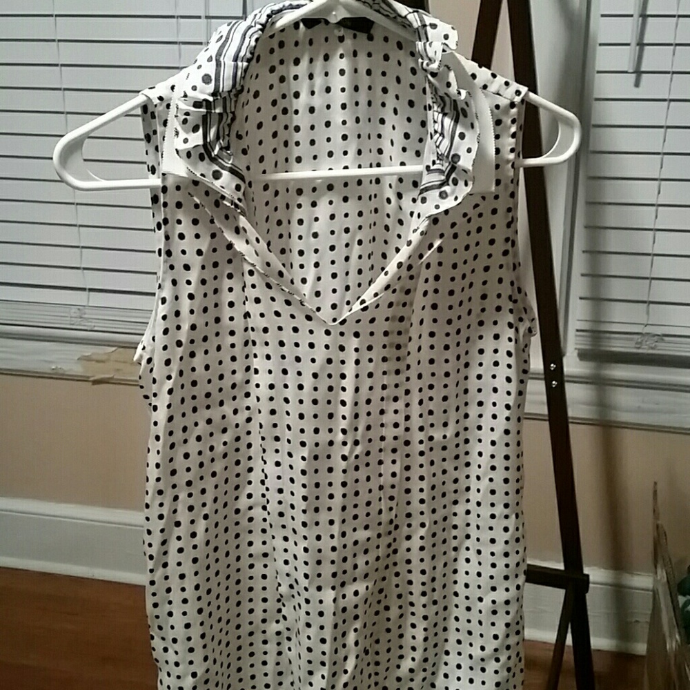 Sleeveless Blouse