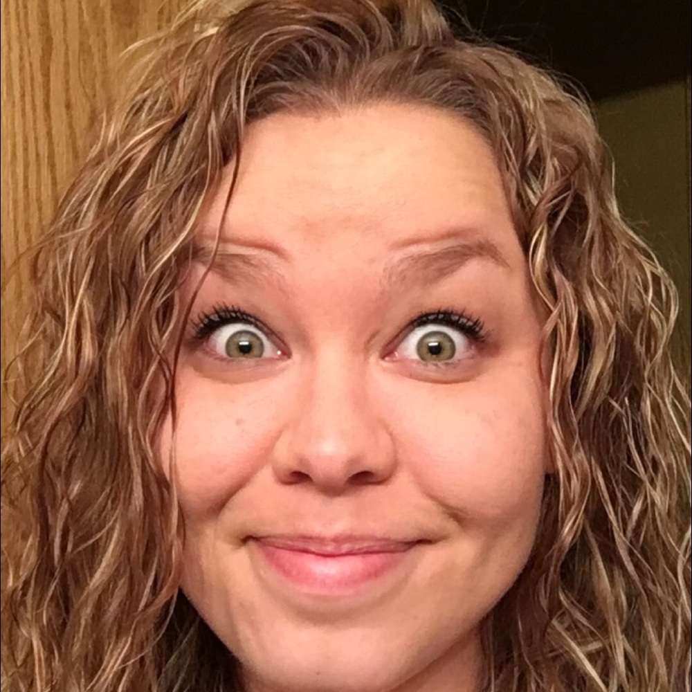 Meet your Posher, Amanda