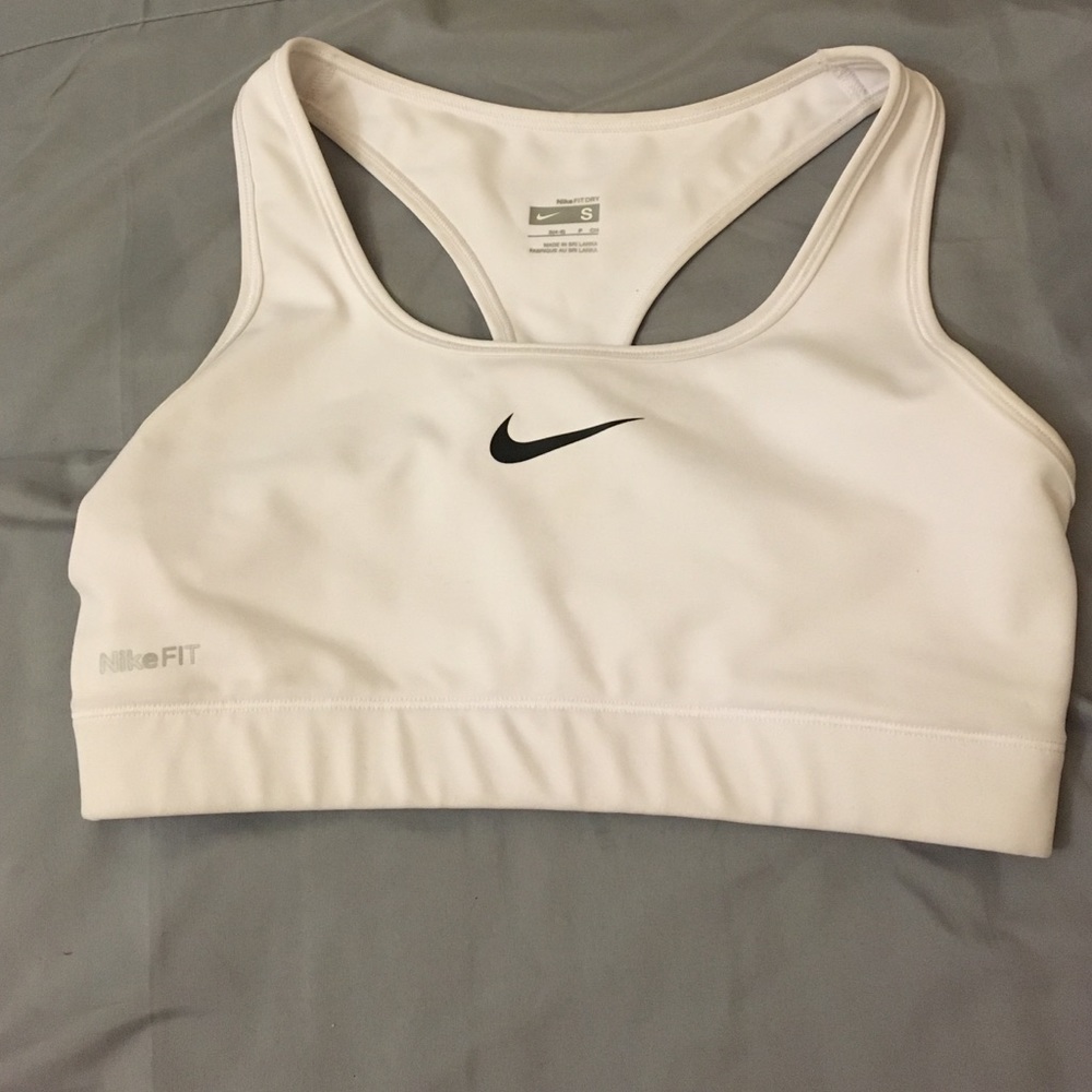 niki sports bra