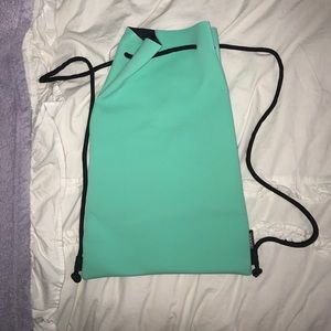 Triangl draw string bag