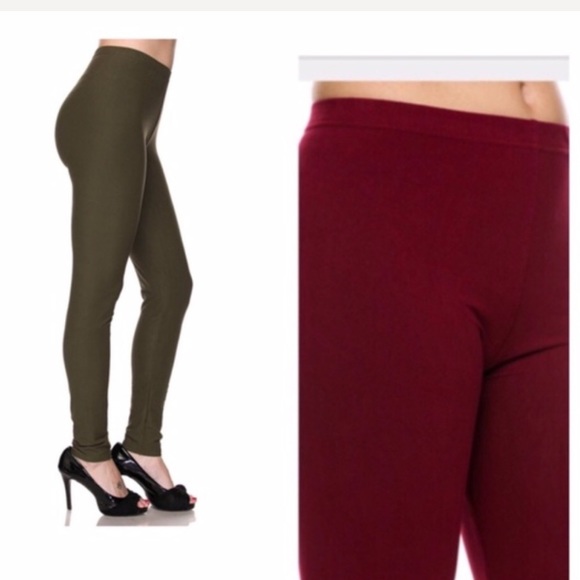 Just Restocked!! :-) Black knit leggings - Picture 4 of 4