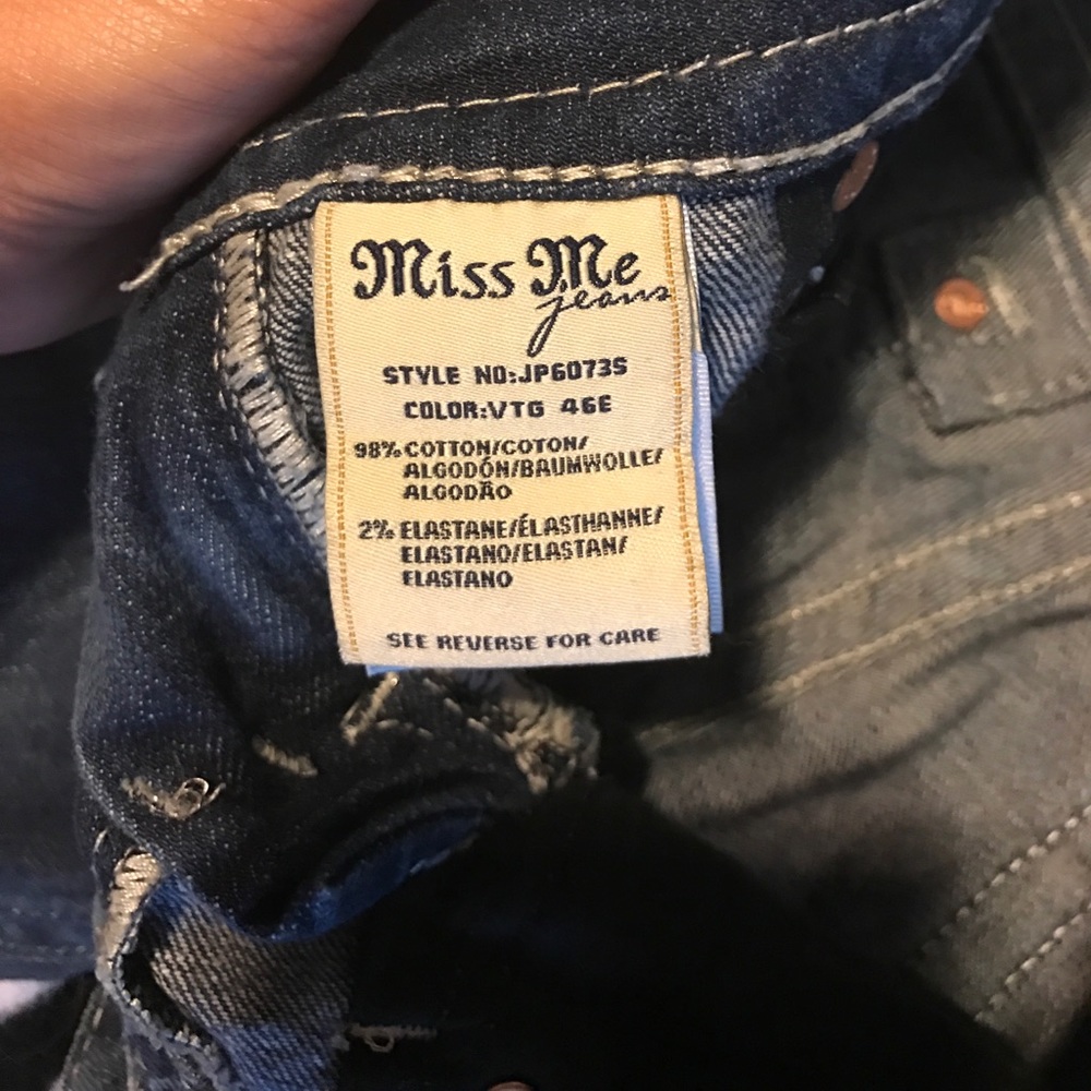 Jeans - Picture 2 of 3