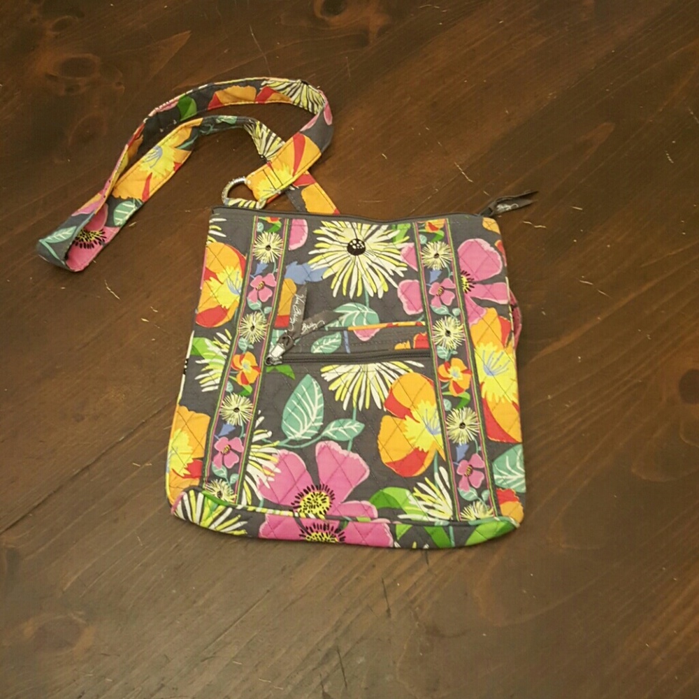 Vera Bradley crossbody floral purse