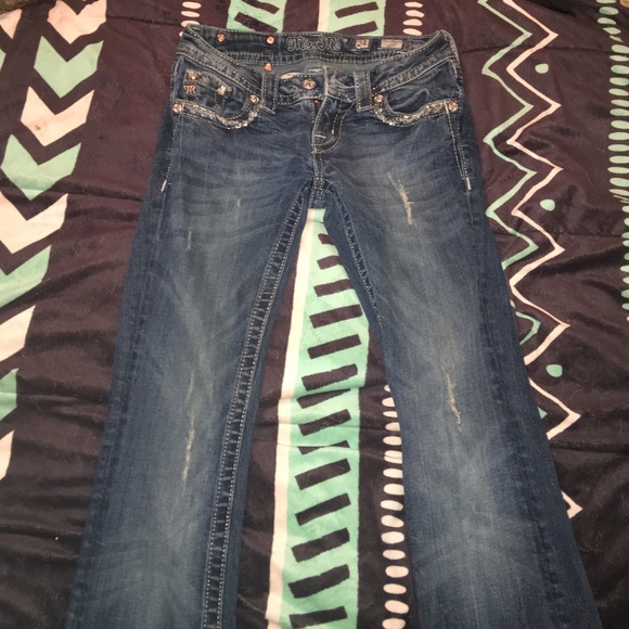 Size 24 Miss Me Jeans - Picture 2 of 4