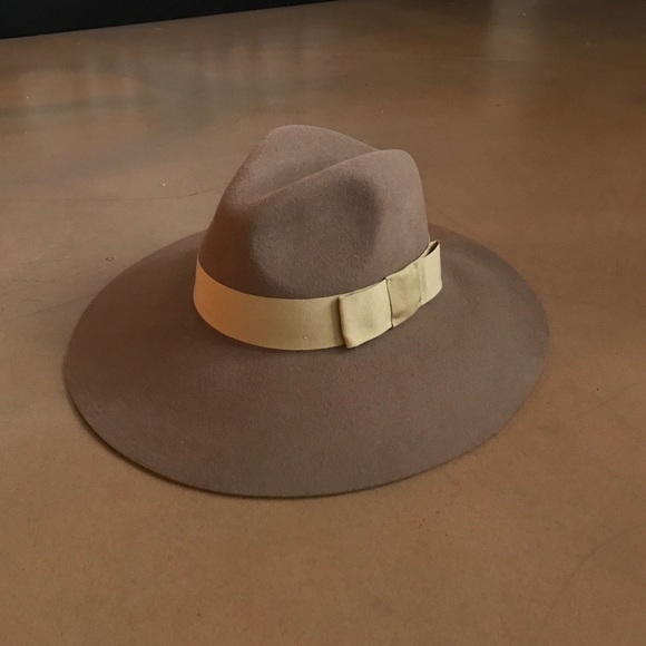 Don\'t wear it. Moving need to get rid of.